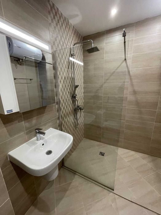 Дава се под наем Двустаен апартамент в София, Младост 4 - 70 кв.м за 550 € - Снимка #1