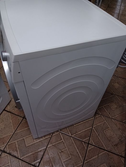 Сушилня с термопомпа Бош Bosch Eco Logixx 7S  7кг.  2 години гаранция!