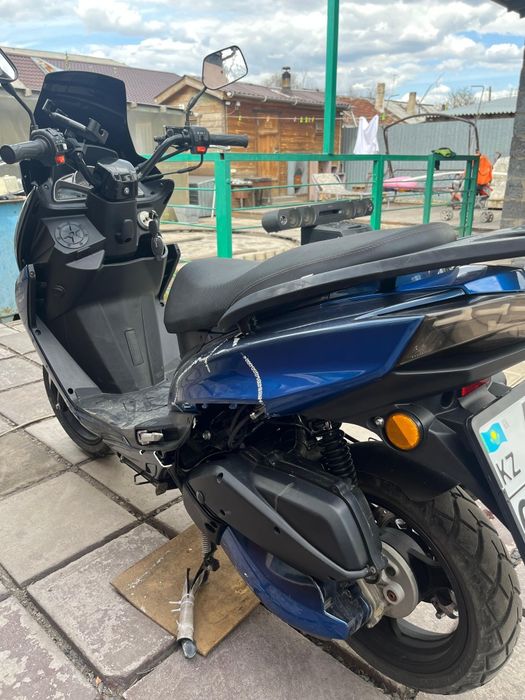 СРОЧНО в продаже Макси скутор