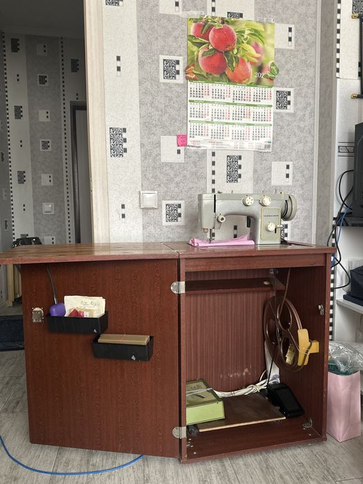 Продам швейную машинку «Чайка»