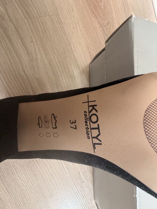 Туфли натуральная замша