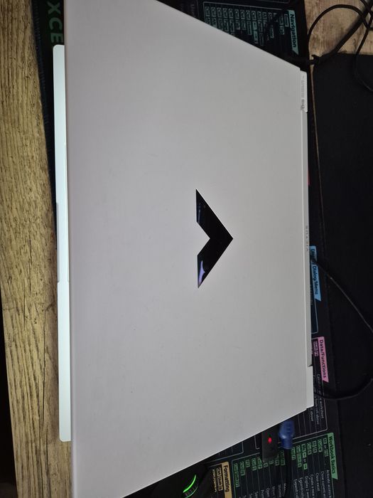 Laptop gaming HP victus 15-fa00028nq