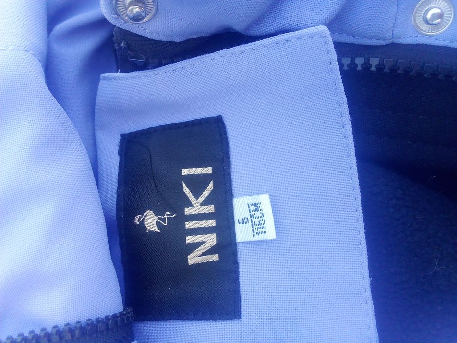 Куртка новая, просто лежала отдам