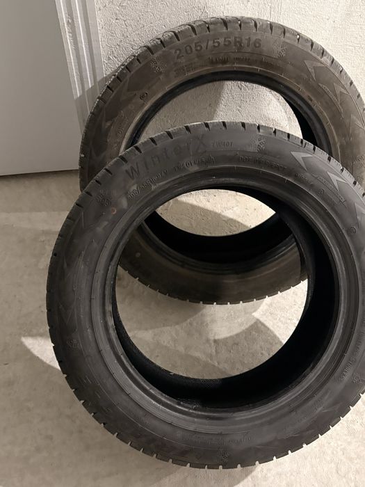 Продава 2 броя зимни гуми