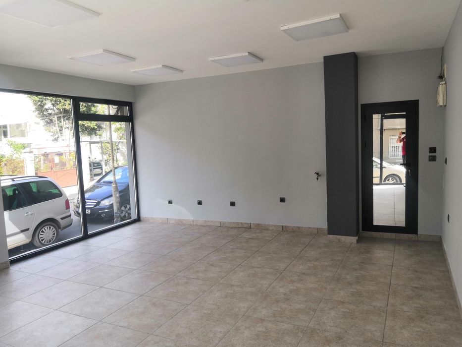 Дава се под наем Магазин в Благоевград, Идеален център - 40 кв.м за 290 € - Снимка #9