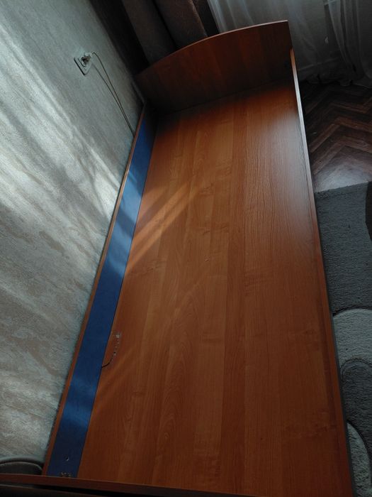 Две односпальные кровати