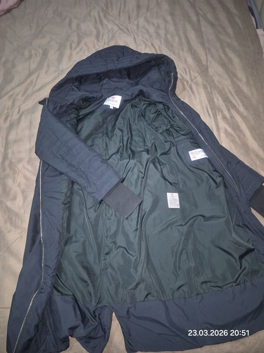 Продам куртку весеннюю