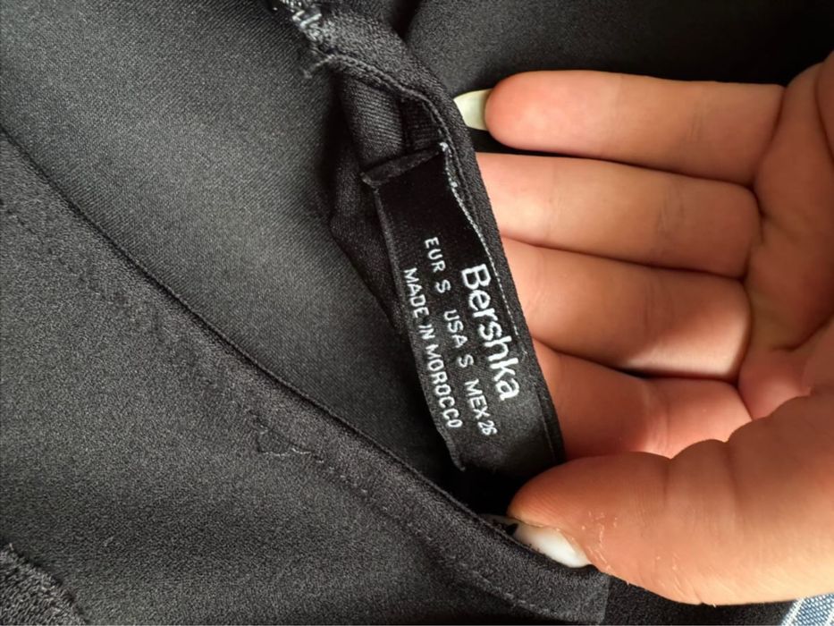 Къса рокля Bershka