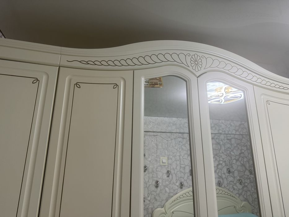 Продам шкаф 350000 тг