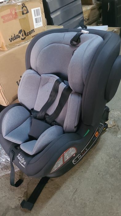 Scaun de masina de copii cu pozitie de somn si rotire 360 de grade cu