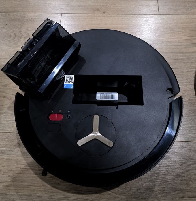 Прахосмукачка робот Ecovacs deebot x8 PRO OMNI