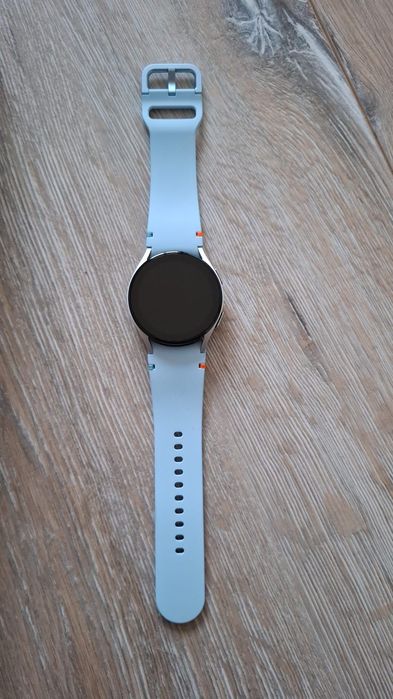 Vând ceas smartwatch Samsung Galaxy Watch FE