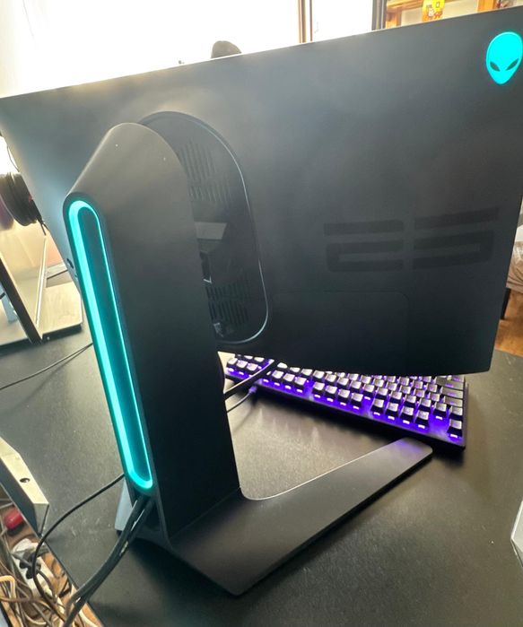 Monitor Dell Alienware 25 inch