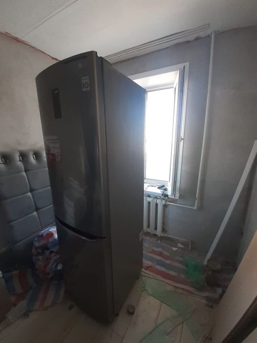 Холодильник в хорошем состоянии