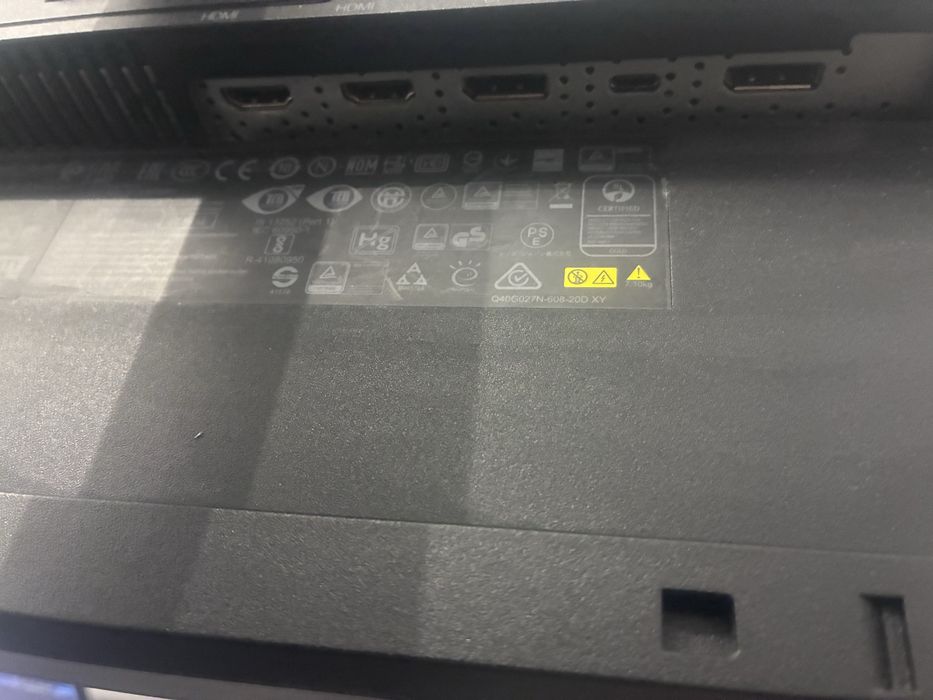 Монитор Lenovo 27 IPS