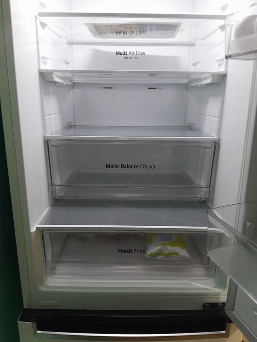 Продам холодильник LG