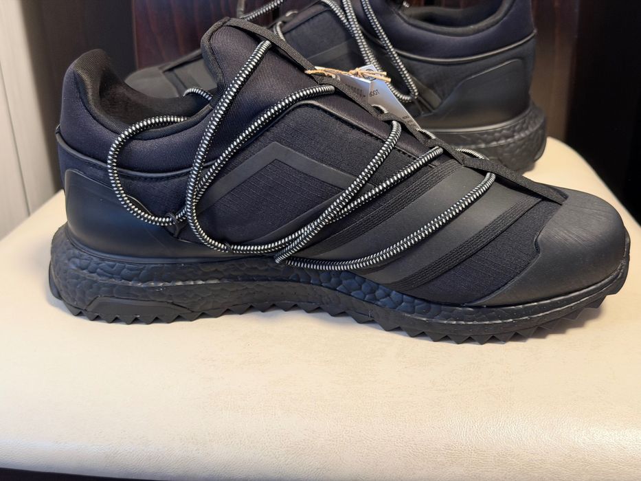 ADIDAS X MOON BOOT Ultraboost  44