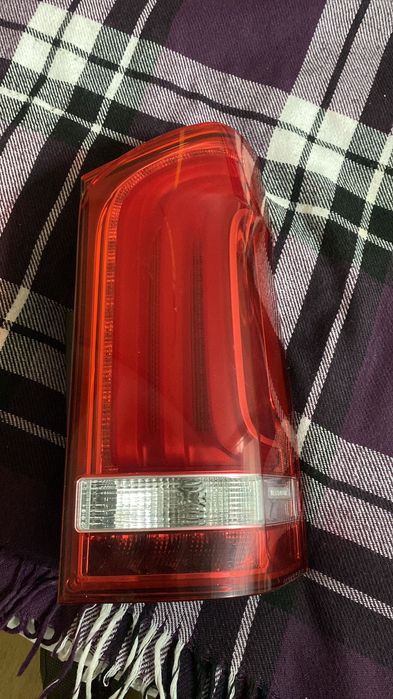 Фонарь мерс V250