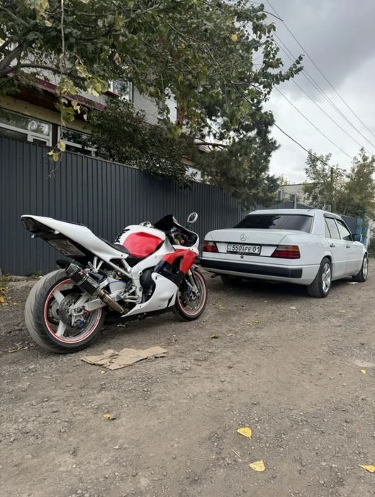 Продам мотоцикл Yamaha r1