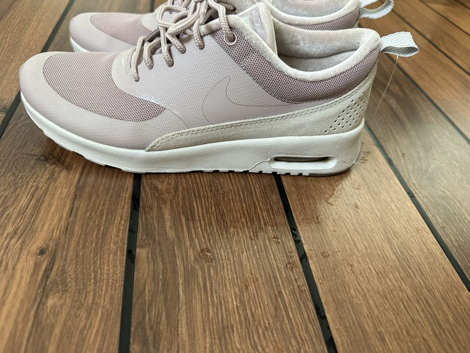 Adidasi Nike Air Thea 37