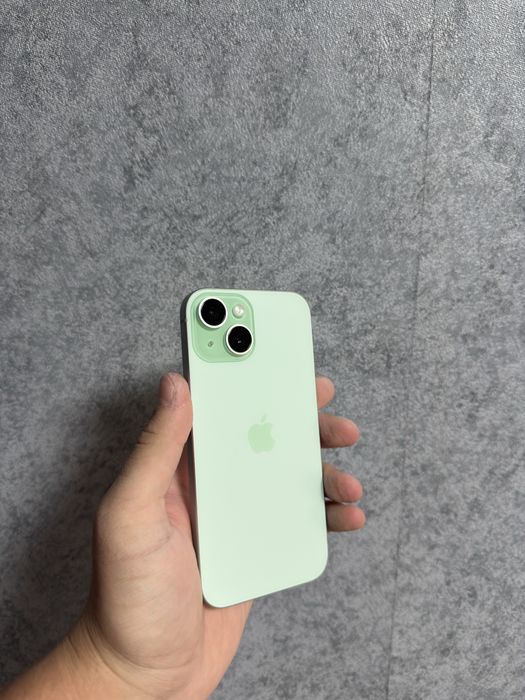 Продам iPhone 15