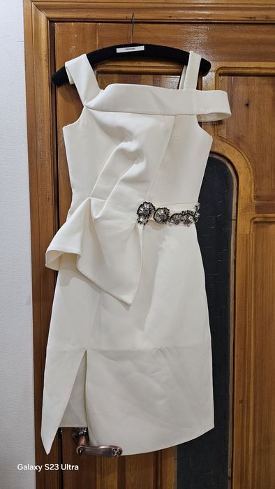 Платья новые на 36-38 размер