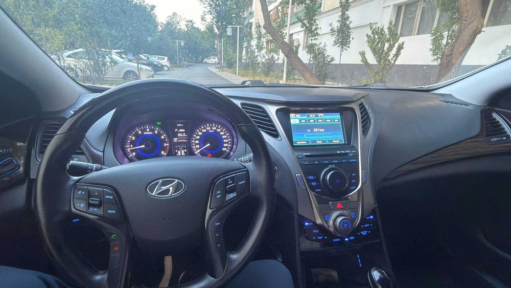 Hyundai Azera  (Grandeur)