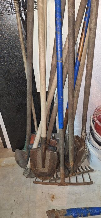 Продам лопата, грабли, матыги, веники