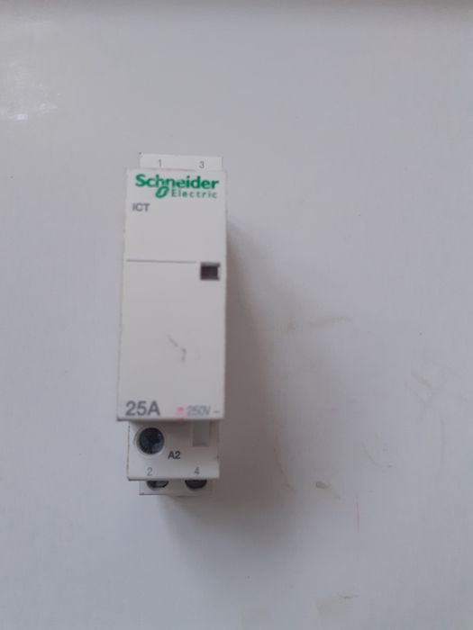 Контактор фирм Schneider 25 a новый
