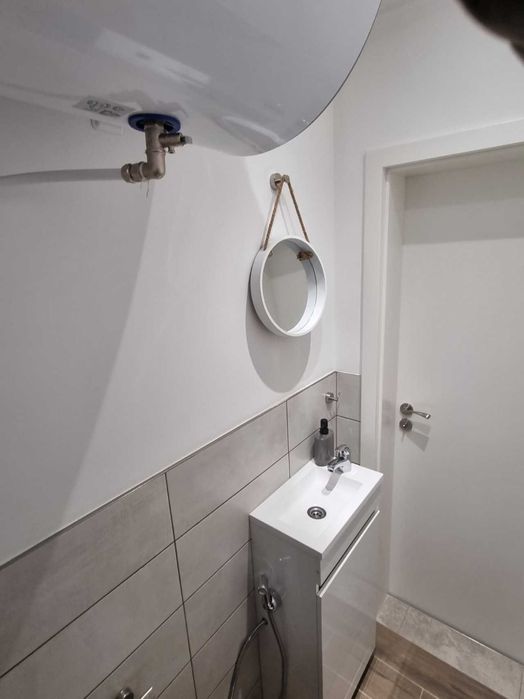 Тристаен Апартамент Кючук Париж