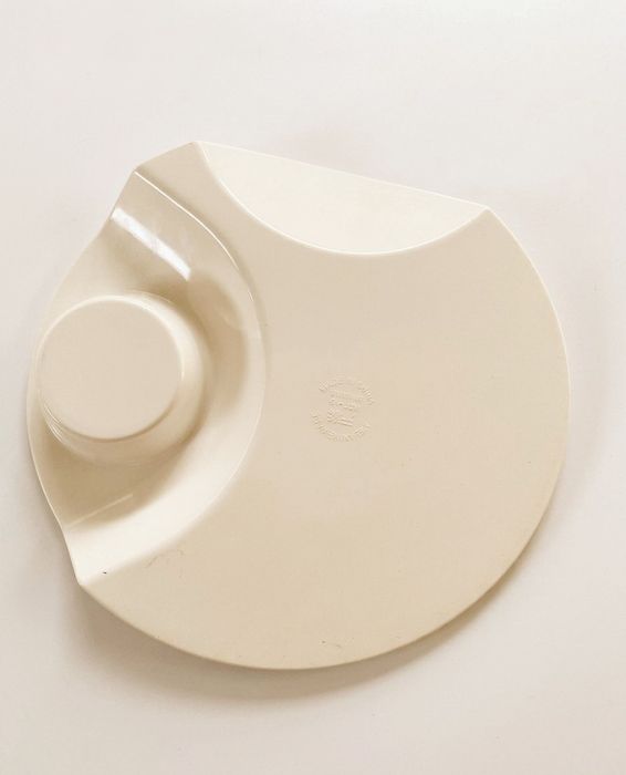 тарелки для фри.