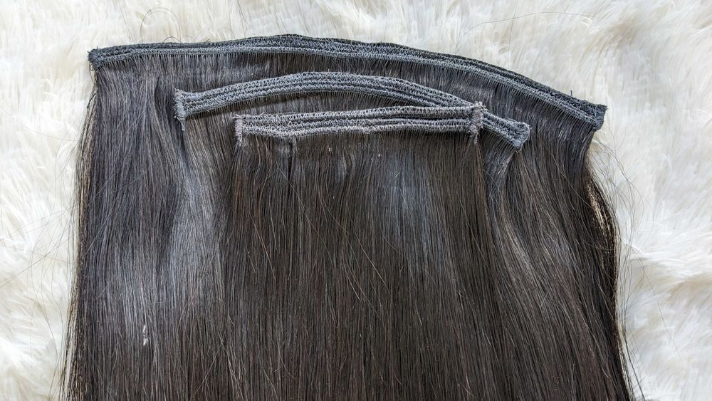 100% естествена сурова индийска коса без примеси.150 грама