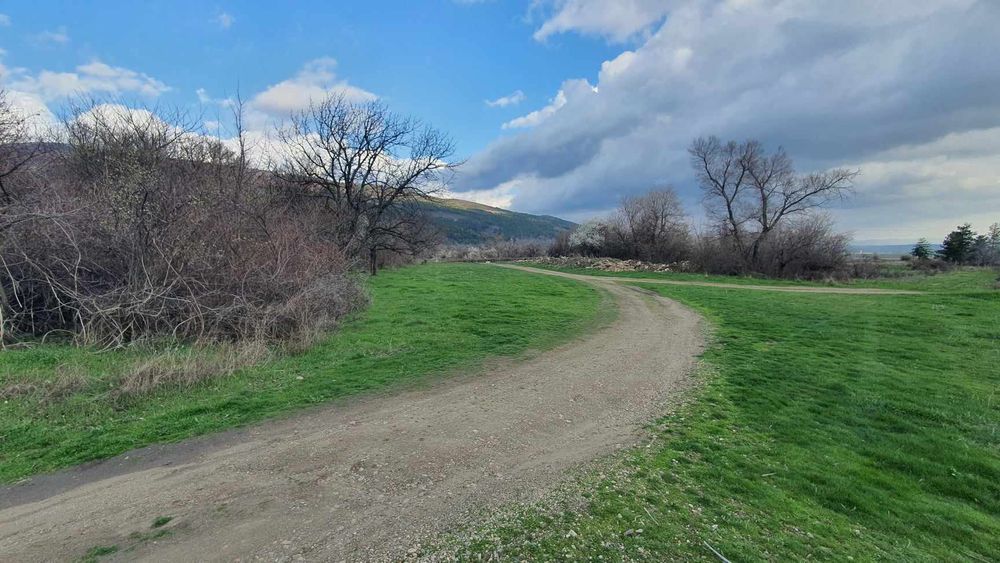 Продава се Парцел в Шипка - 1600 кв.м за 9 €/кв.м - Снимка #4