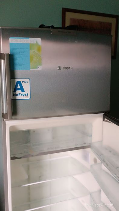 Холодильник Bosch easy frost