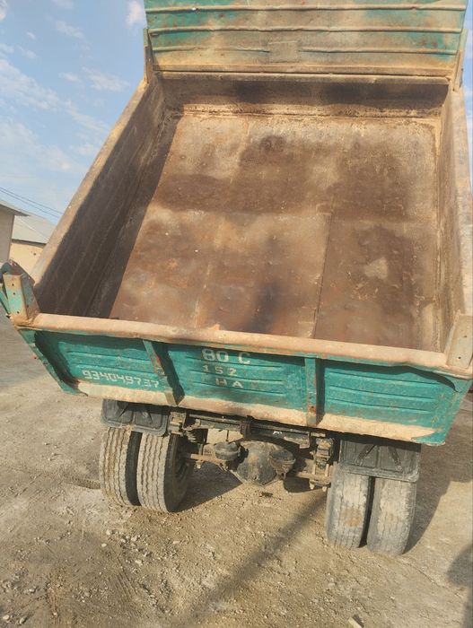 130 zil samasval sotiladi