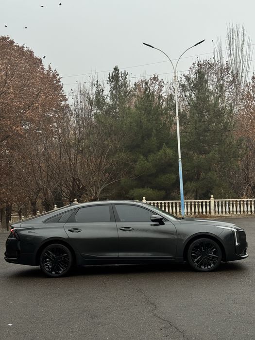 Kia k8 2025 signature black hybrid