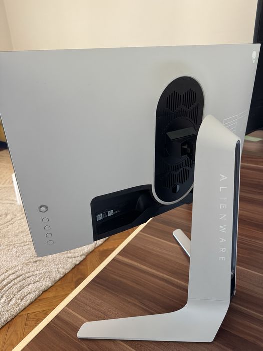 Monitor Gaming Alienware AW2720HFA 27" 240Hz IPS FreeSync/G-Sync