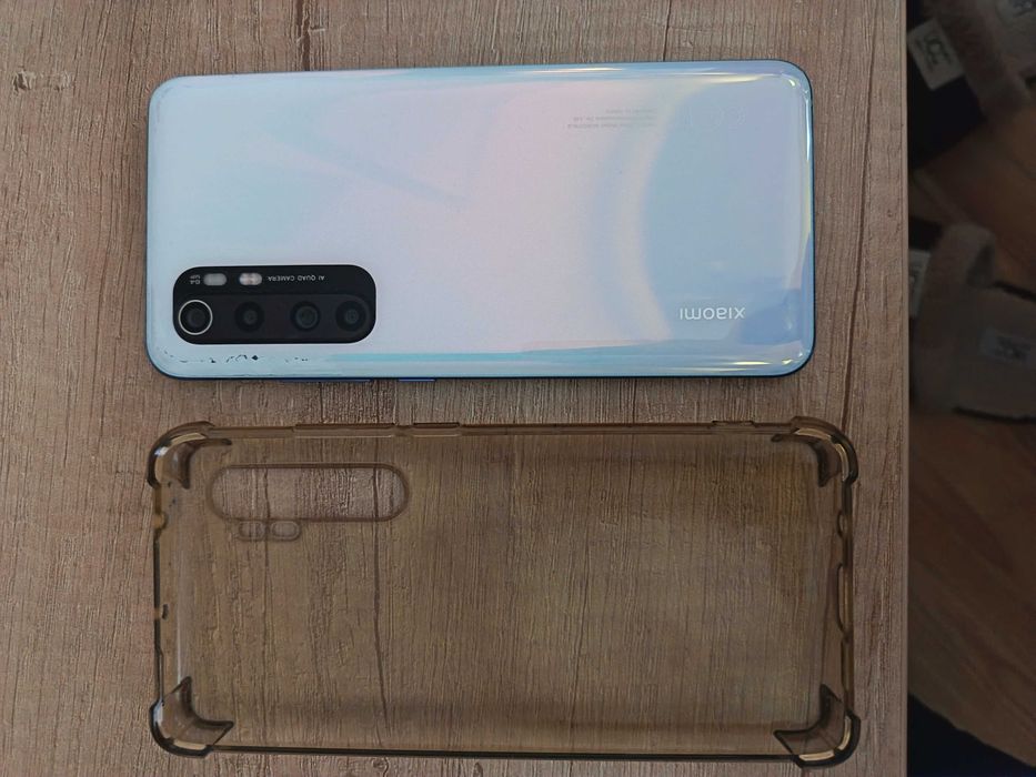 Продавам Xiaomi Mi Note 10 Lite