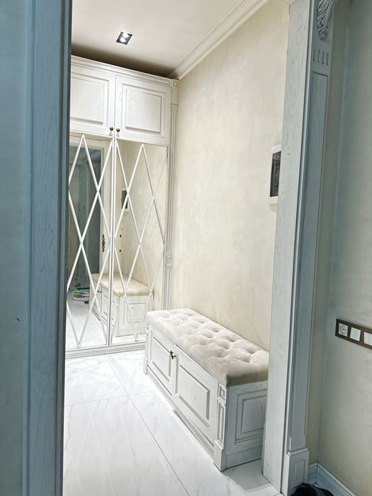 Продается своя 3-х комнатная квартира в центре