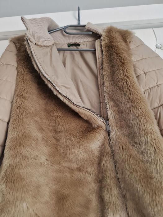 Geaca superbă benetton