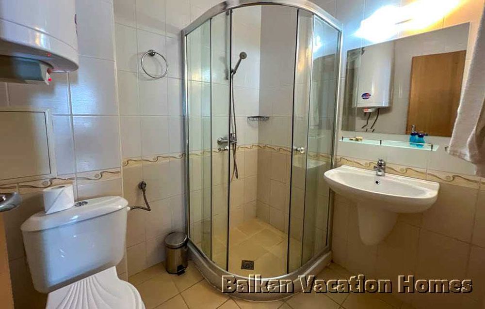 Продава се Тристаен апартамент в Каварна - 103 кв.м за 797 €/кв.м - Снимка #13