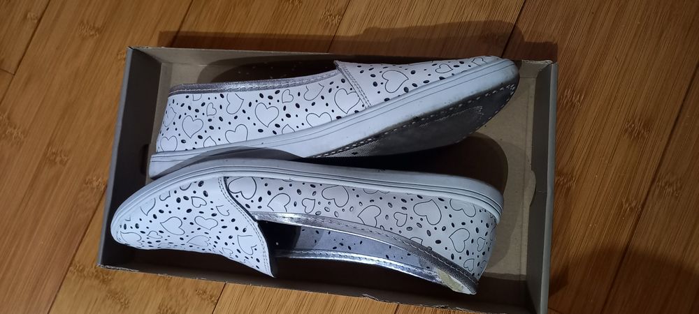 Espadrile albe din piele