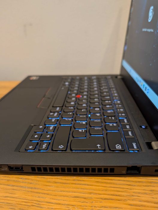 Laptop Lenovo Thinkpad T495 Ryzen 5 3500U 12gb ram 256gb ssd