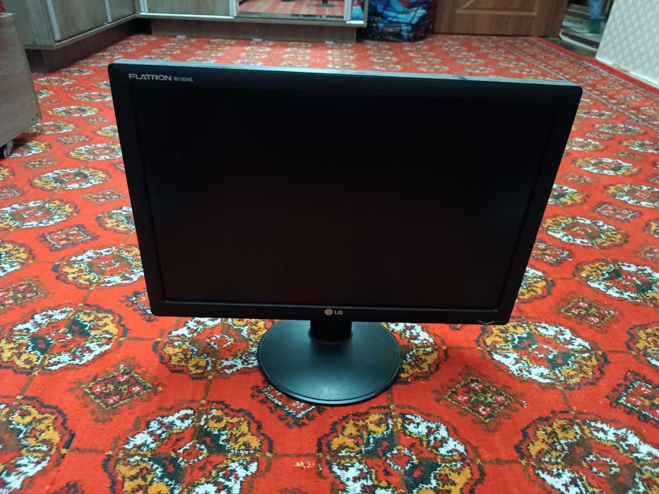 Продается монитор LG