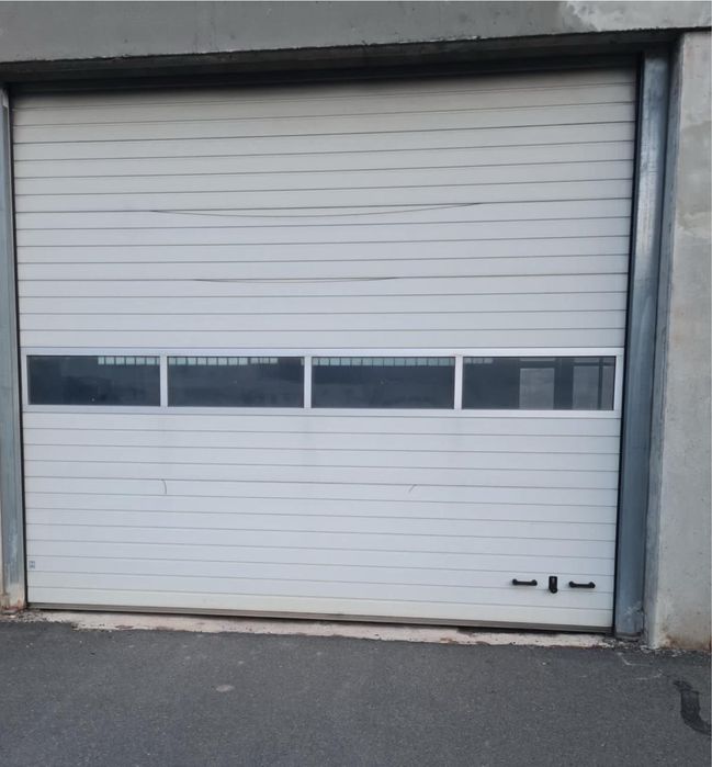 USA SECTIONALA INDUSTRIALA poarta hala garaj firma H 400 x L 375, 480