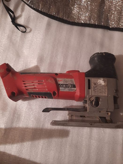 Milwaukee pendular.18jsb