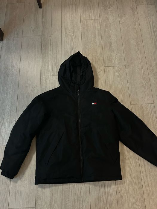 Яке на Tommy Hilfiger чисто ново 164
