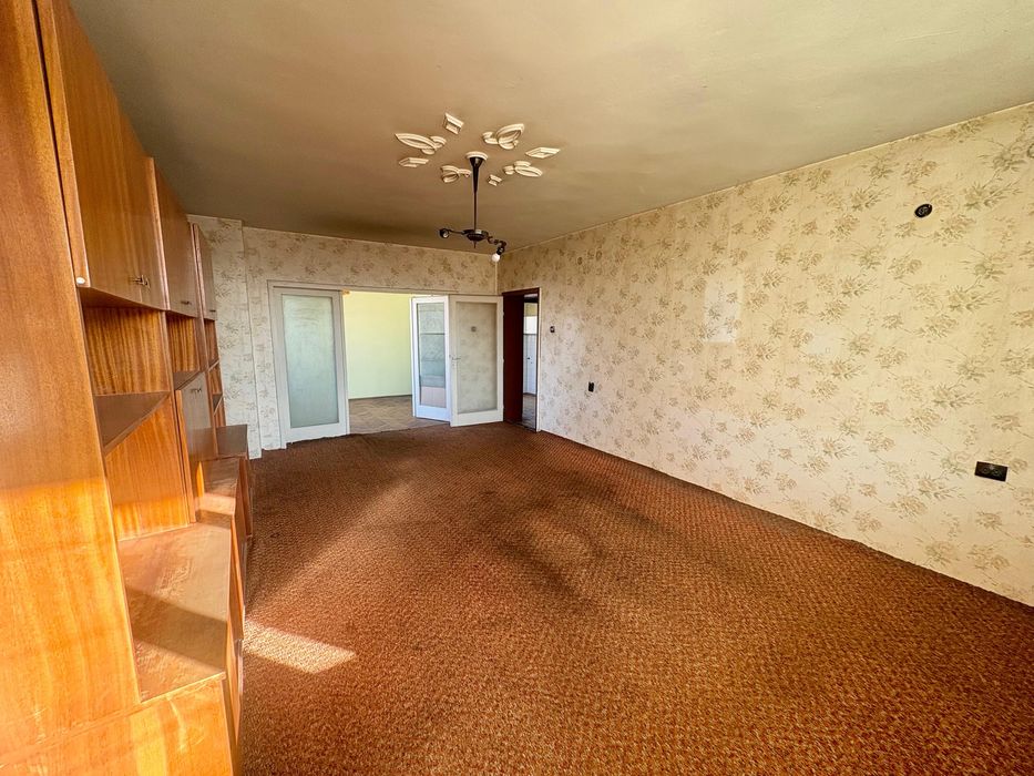 Продава се Многостаен апартамент в Търговище, Център - 110 кв.м за 1020 €/кв.м - Снимка #3