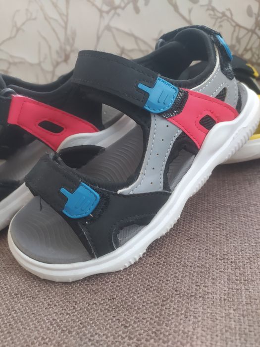 Детские сандали на мальчика