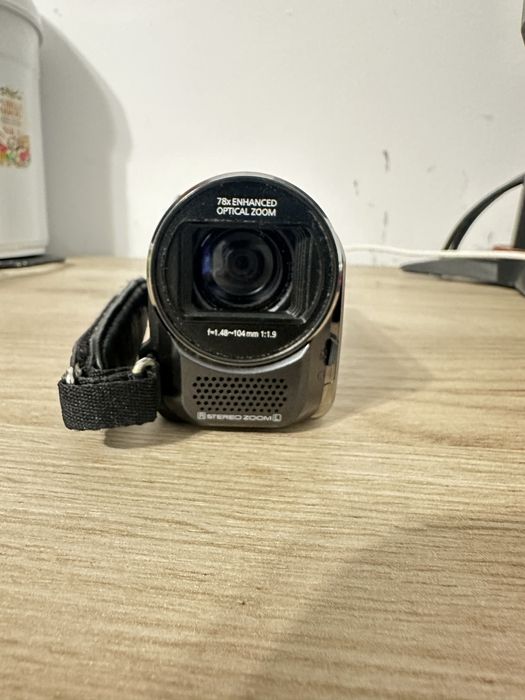 Camera panasonic sdr s70 x78 zoom